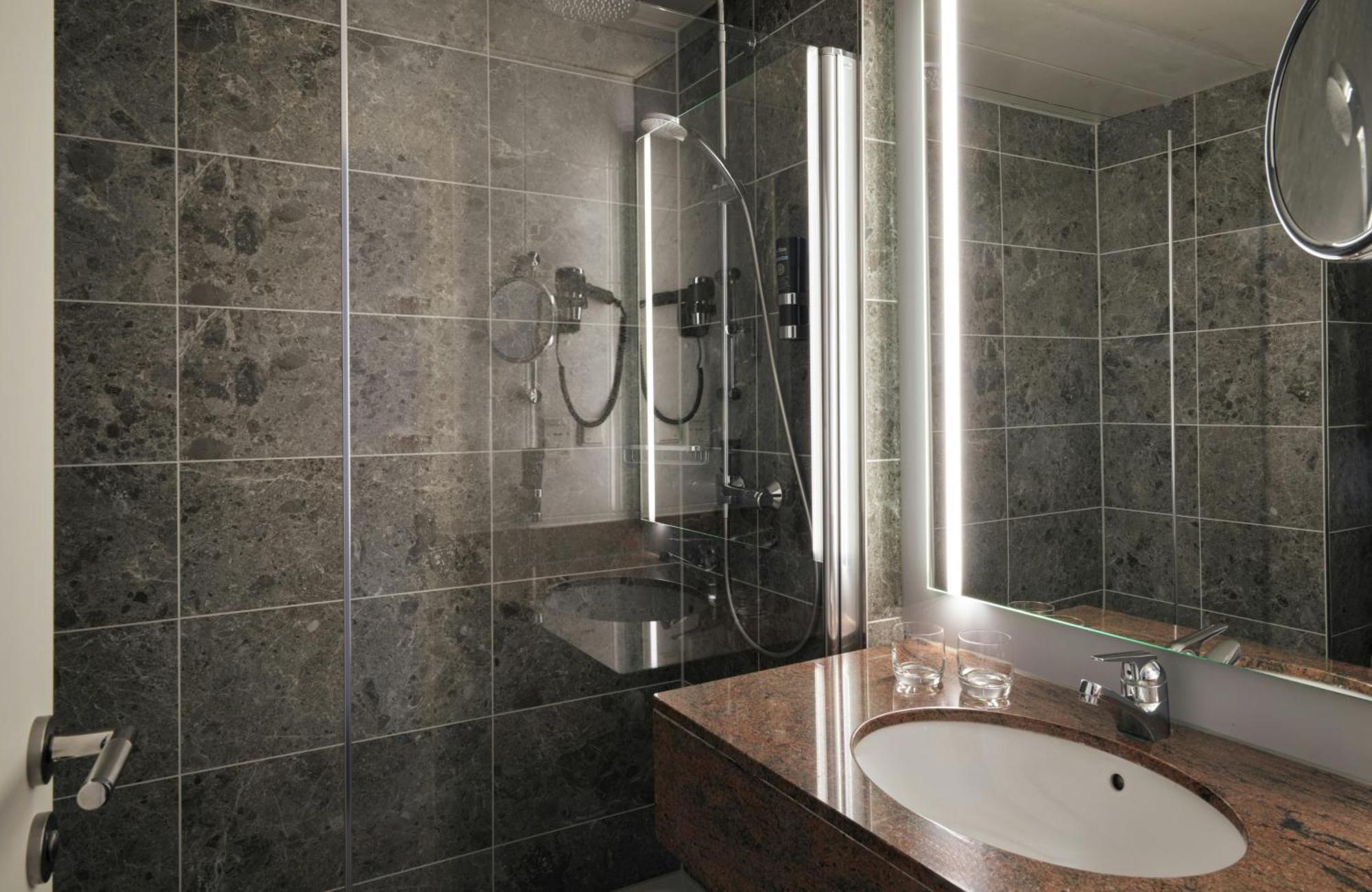 Leonardo Royal Koenigsallee Hotel