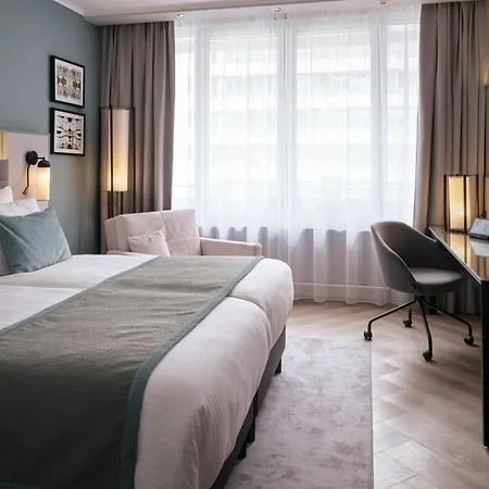 Leonardo Royal Koenigsallee 4*