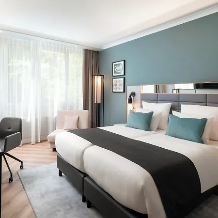 Hotel Leonardo Royal Königsallee 4*